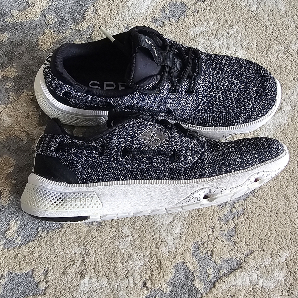 Sperry New Women Black and White Knit Sneakers Size 5